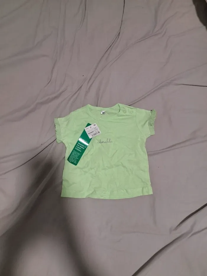 Tee shirt
