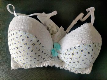 Soutien gorge neuf blanc et bleu