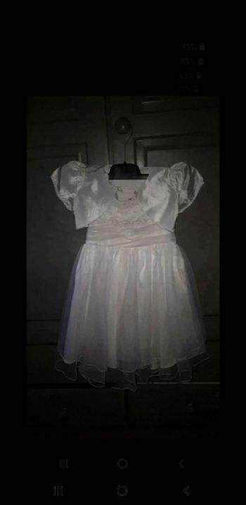 Magnifique robe de cérémonie sans manches 24/36 mois