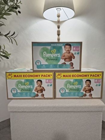 Couches Pampers Harmonie taille 4
