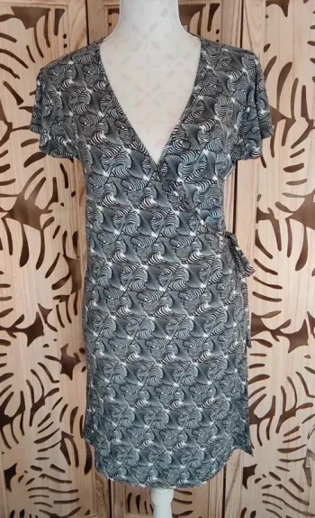 Robe fluide portefeuille Taille M Gemo