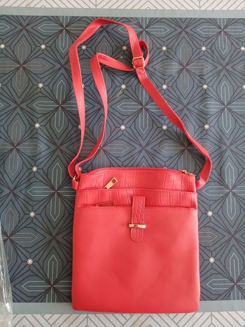 Sac à main rouge