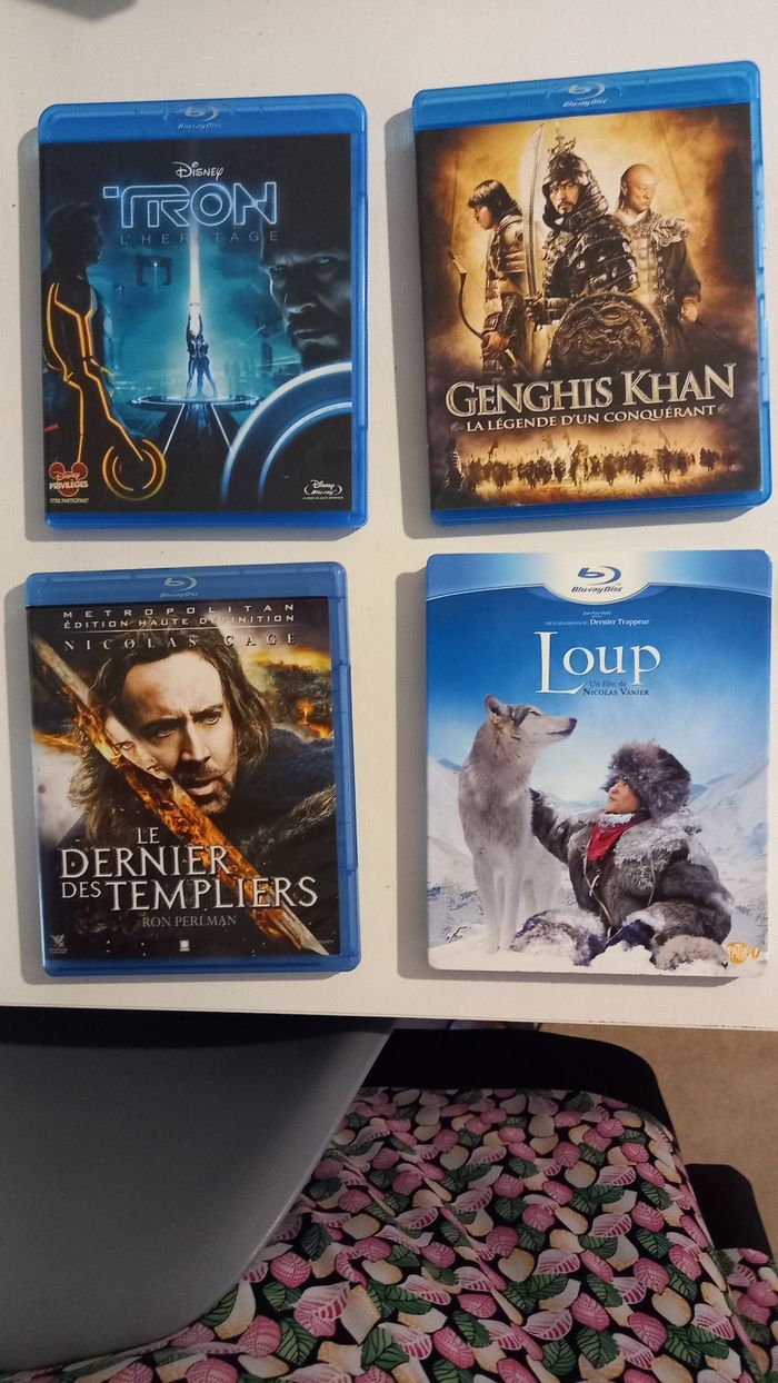 Lot 4 dvd bluray ou unité