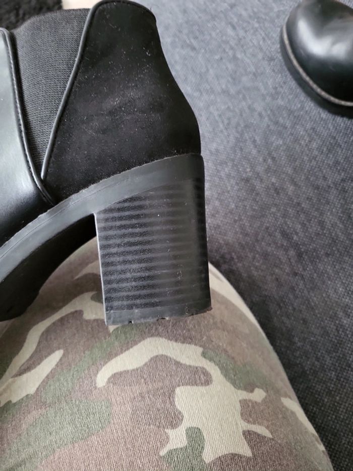 Bottines noires. - photo numéro 7