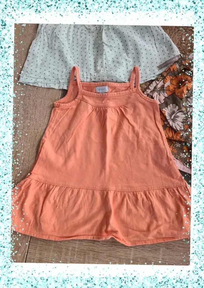 Lot debardeurs 12 mois - photo numéro 2