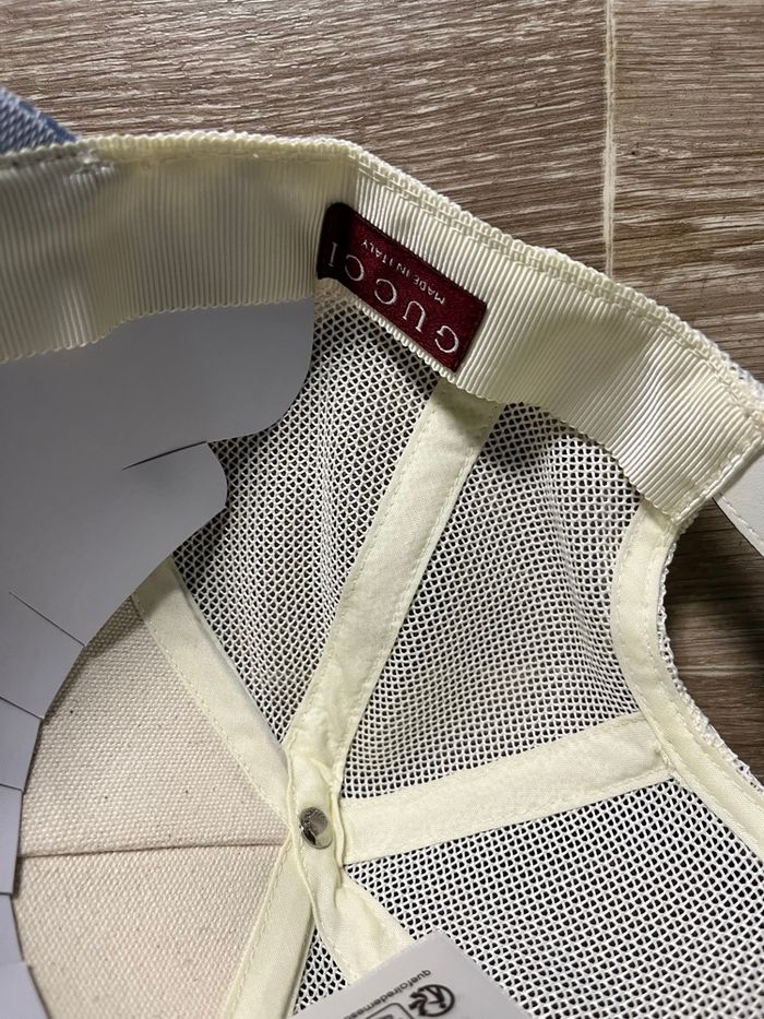 Casquette bleue - photo numéro 3