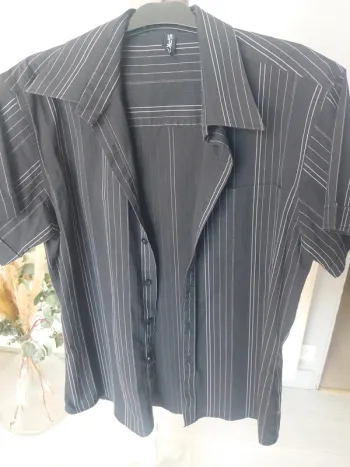Chemise noire à rayures SPk2