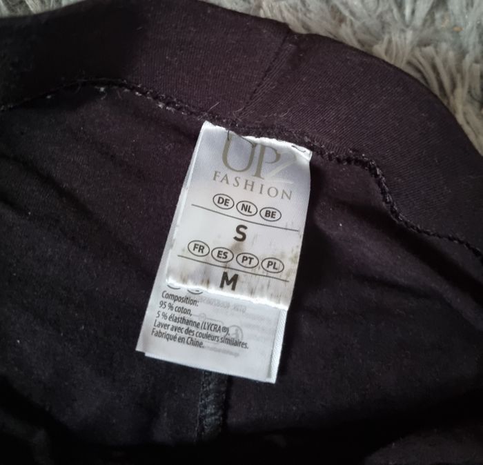 Lot 2 shorts taille M - photo numéro 8