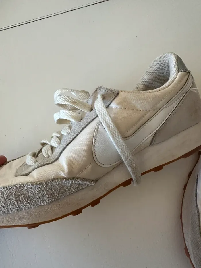 Paire de baskets Nike - photo numéro 3