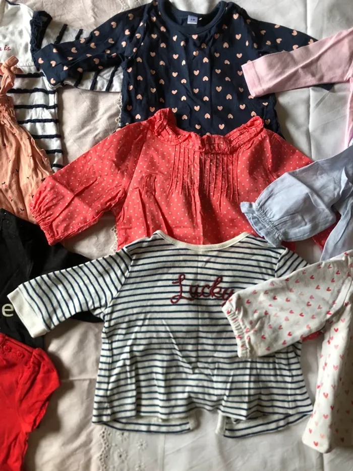 Lot t-shirt et chemises - photo numéro 3