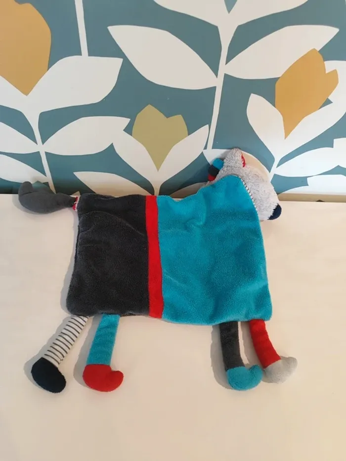 Doudou plat loup sauthon - photo numéro 2