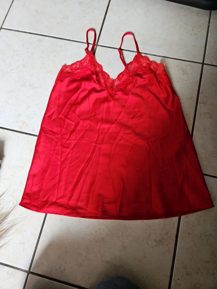 Débardeur rouge taille s