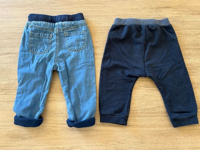 Lot 2 pantalons 18 mois - photo numéro 2