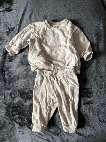 Ensemble jogging bébé