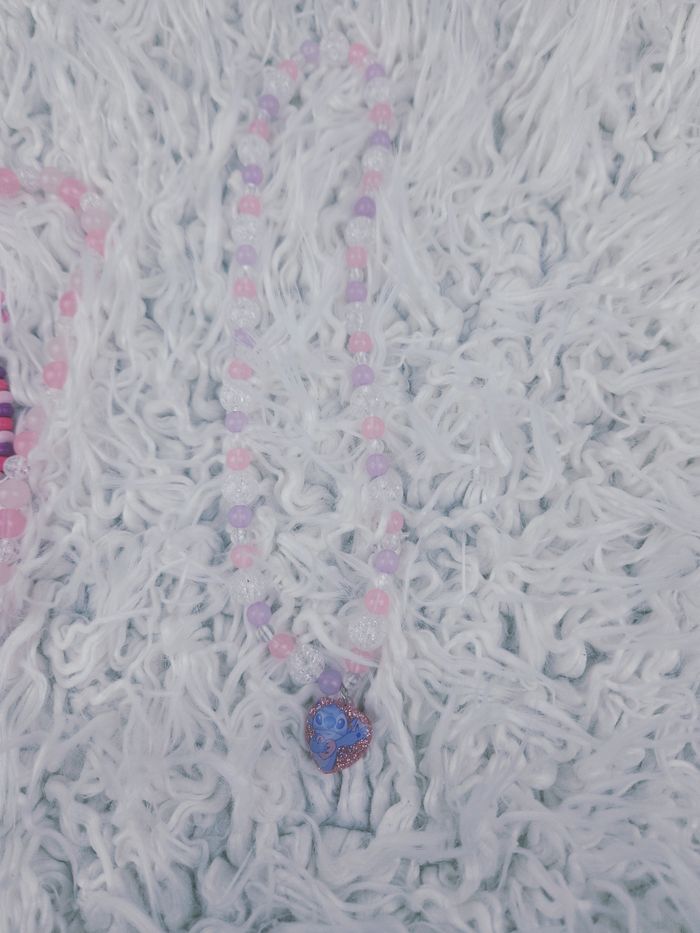 Lot de bracelets et colliers 🎅 - photo numéro 5