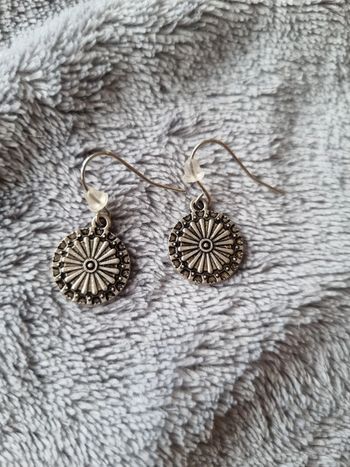 Boucle d'oreille