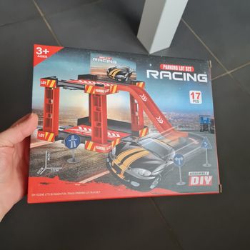 Parking lot set racing