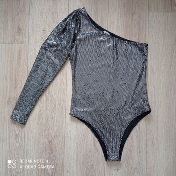 Body noir et argenté à paillettes t36