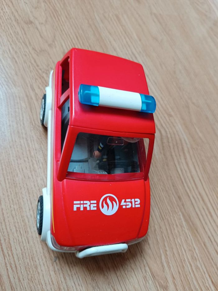Voiture d'intervention du chef des pompiers Playmobil - photo numéro 6