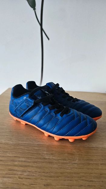 Baskets à crampons foot, pointure 30, Kipsta
