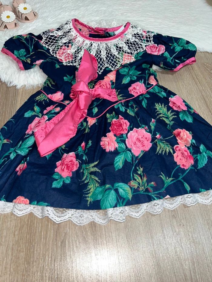 Robe à motifs fleuris - photo numéro 2
