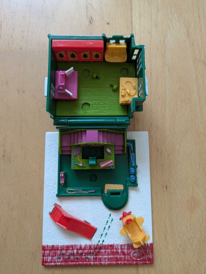 Polly Pocket Christmas Holiday toy shop - photo numéro 5