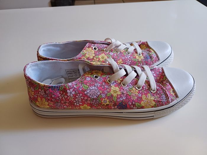 Jolie baskets en toile imprimé fleuri neuve - photo numéro 5
