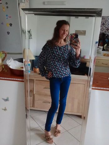 Blouse femme 46 noire à fleurs c71