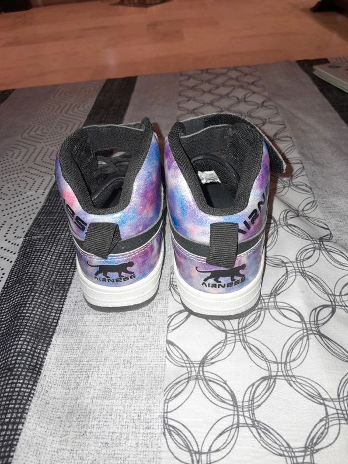 Chaussure fille neuve 28 airness - photo numéro 3