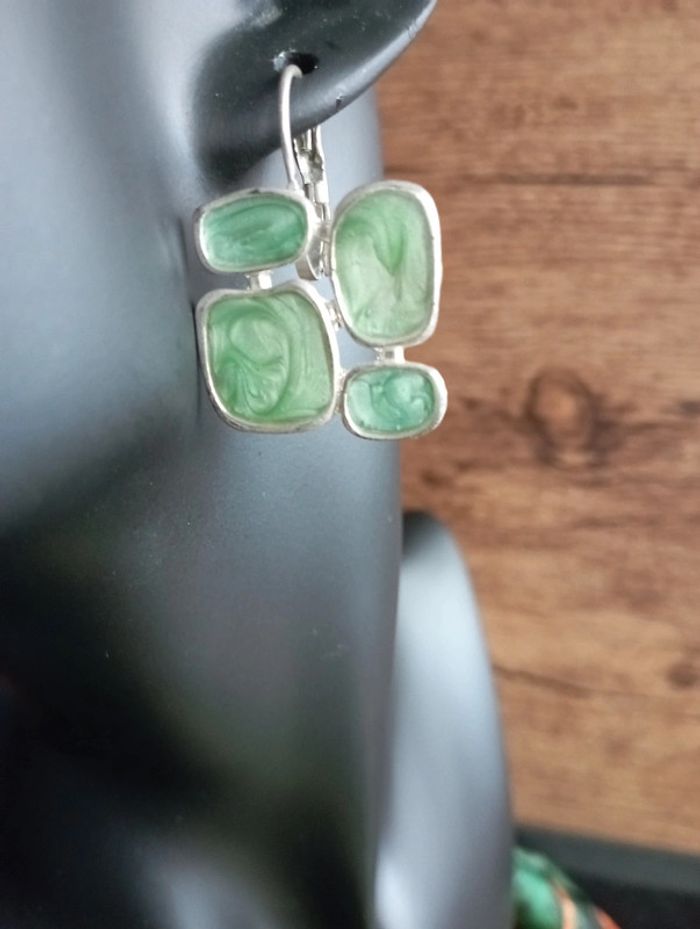 Boucles d'oreilles pour oreilles percées - photo numéro 2