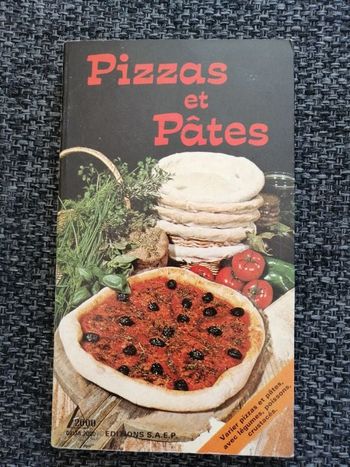 Livre Pizzas et Pâtes en bon état