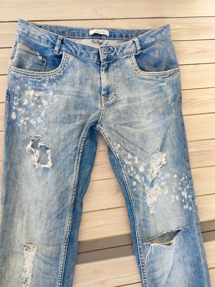 Jeans a trous - photo numéro 2