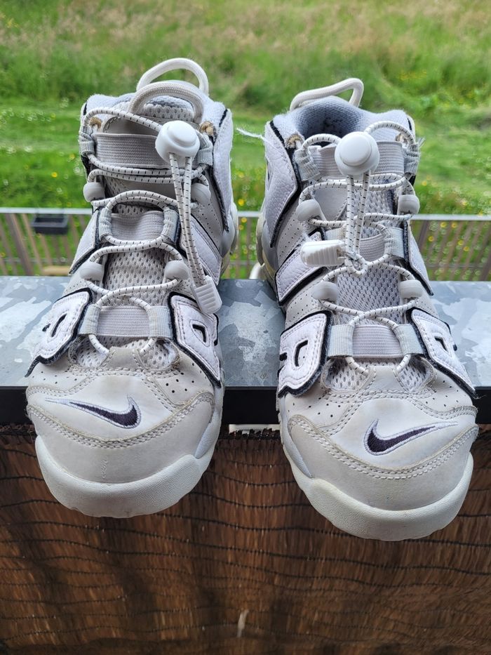 basket nike air t 37,5 gris/blanc (20e)