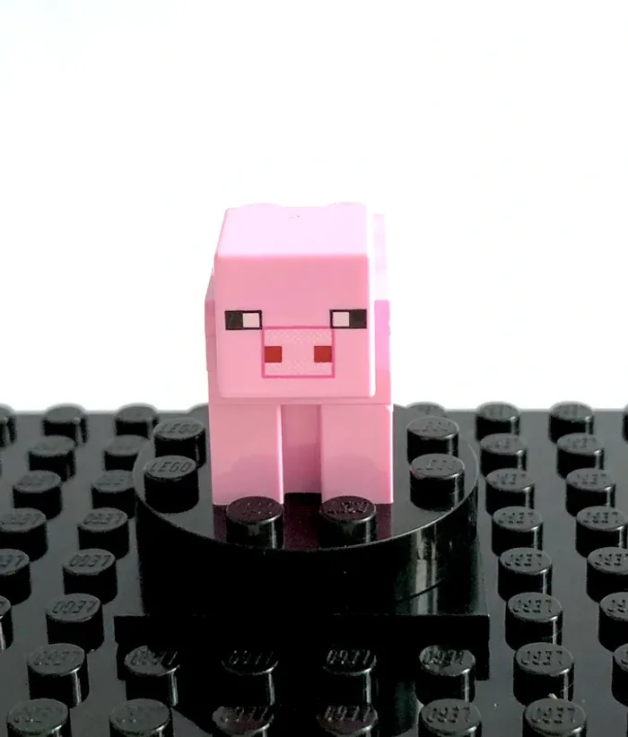 LEGO Minecraft - Minecraft Pig, Brick built (white snout)