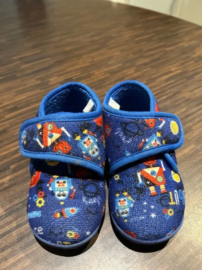 Chaussons à scratch enfant garcon thème robot espace taille 23 - photo numéro 2