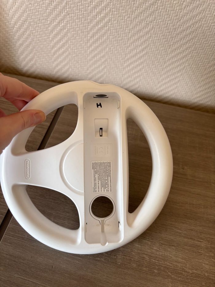 Volant Wii - photo numéro 2