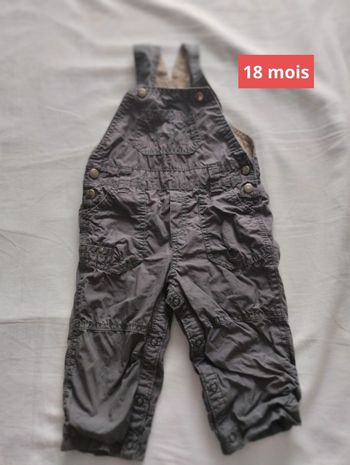 Salopette légère taille 18 mois