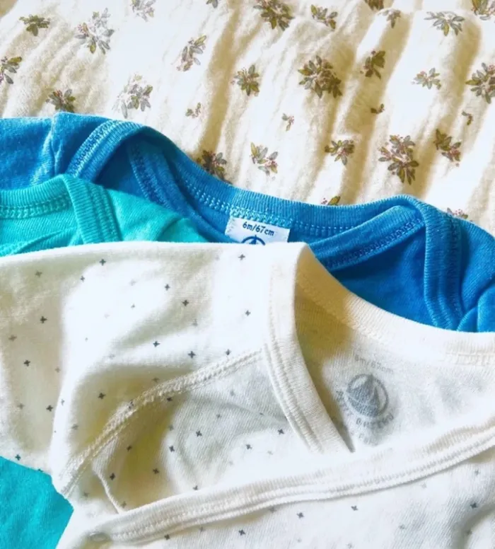 Lot body petit bateau - photo numéro 3