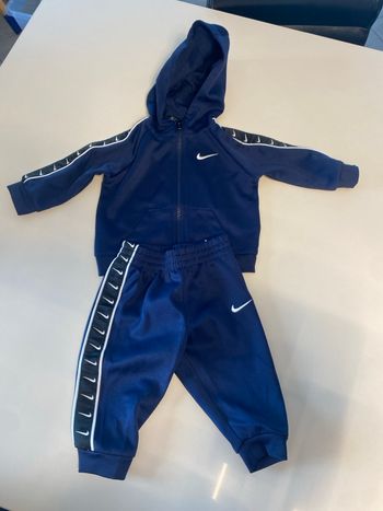 Ensemble nike 6 mois 