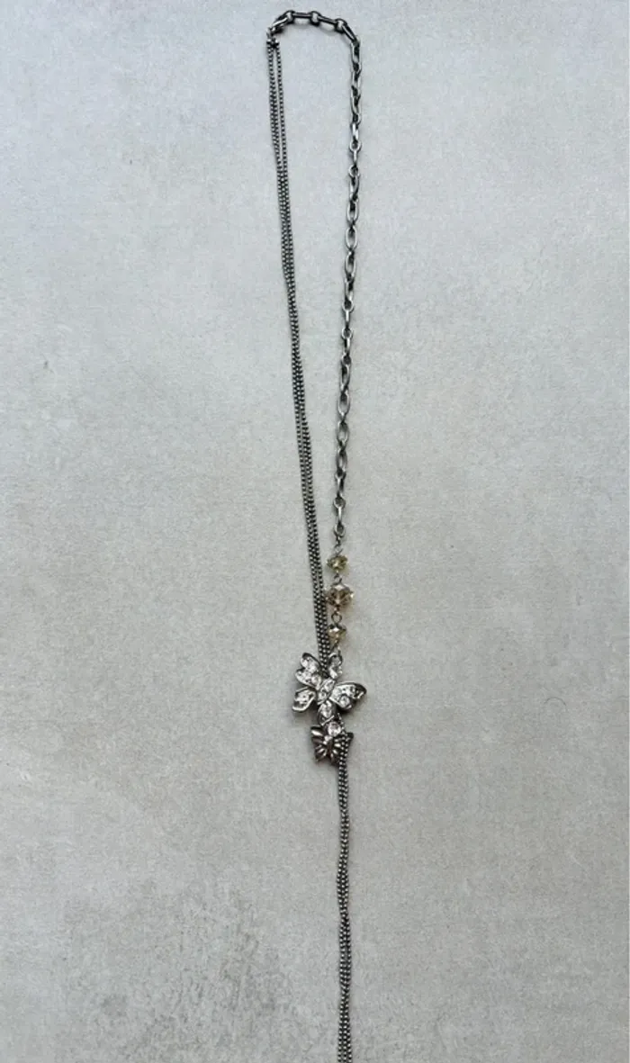 Magnifique collier sautoir papillon