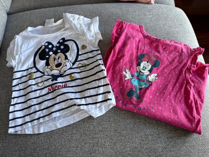 Lot Disney t-shirt + combishort