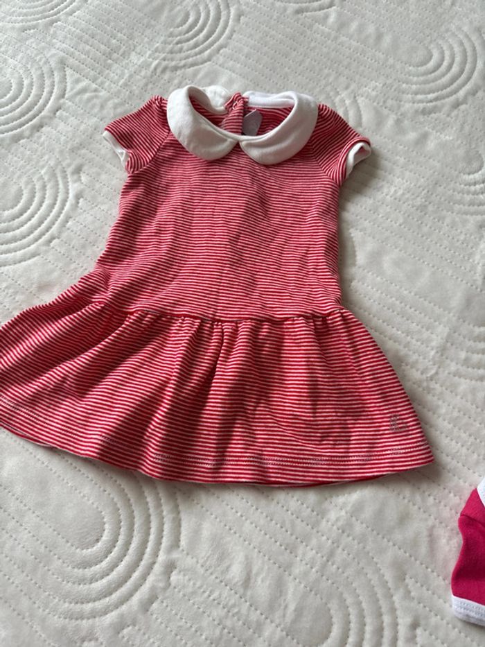 Lot deux bodies petit bateau et une robe petit bateau 6 mois - photo numéro 6