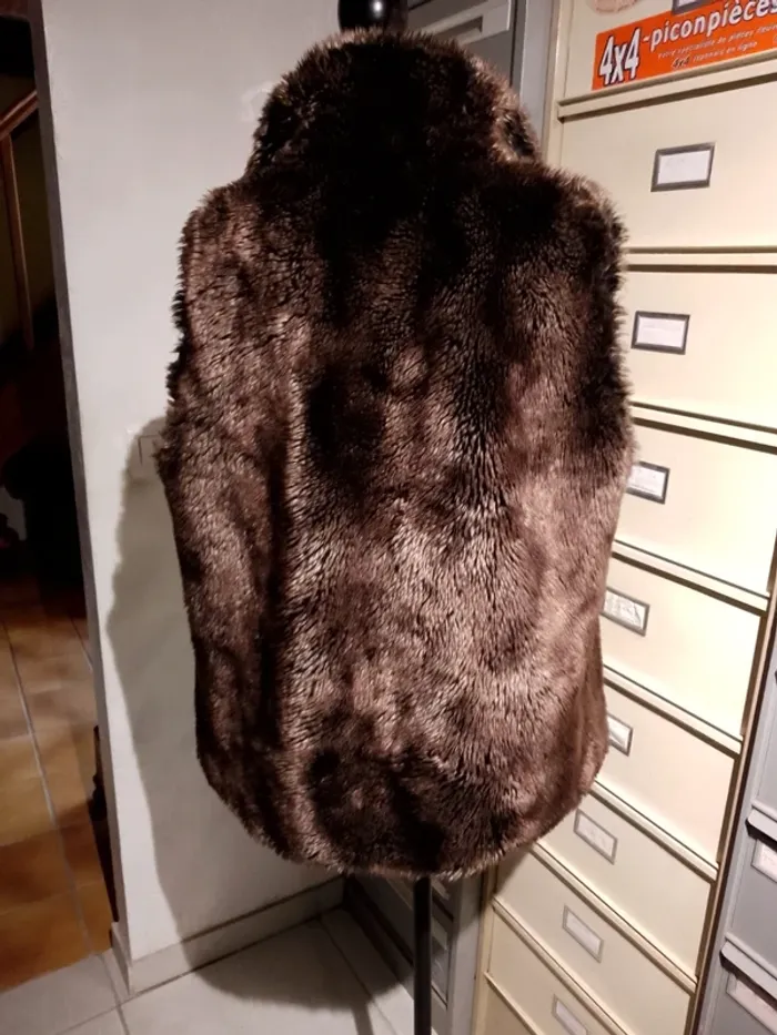 Veste fourrure T34 - photo numéro 3