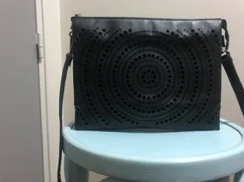 Sac à main noir cuir