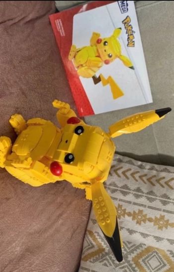 Pikachu lego mega construx