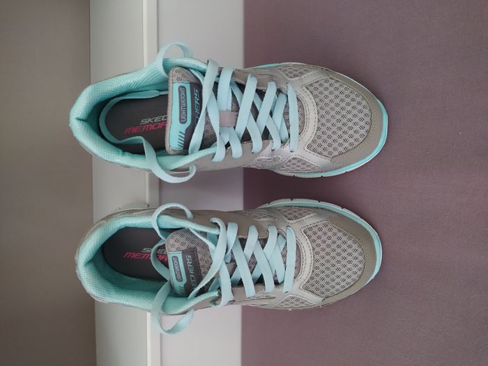 Baskets Skechers état neuf - photo numéro 4