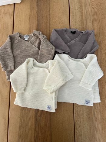 Lot de brassières naissance