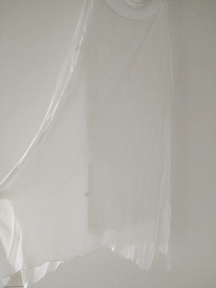 Robe d'été mi-longue à bretelles blanche - photo numéro 3