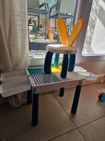 Table lego