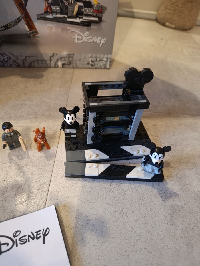 Lego la caméra hommage à Walt Disney - photo numéro 4